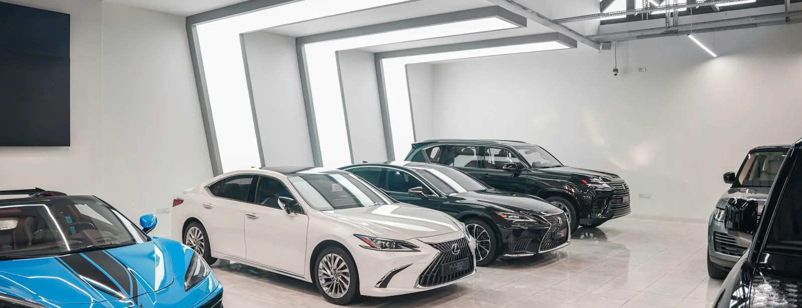Showroom mobil